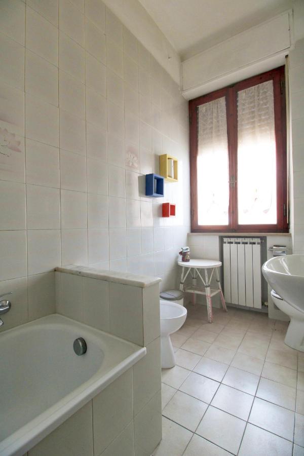 The House To The Walls Siena Bagian luar foto